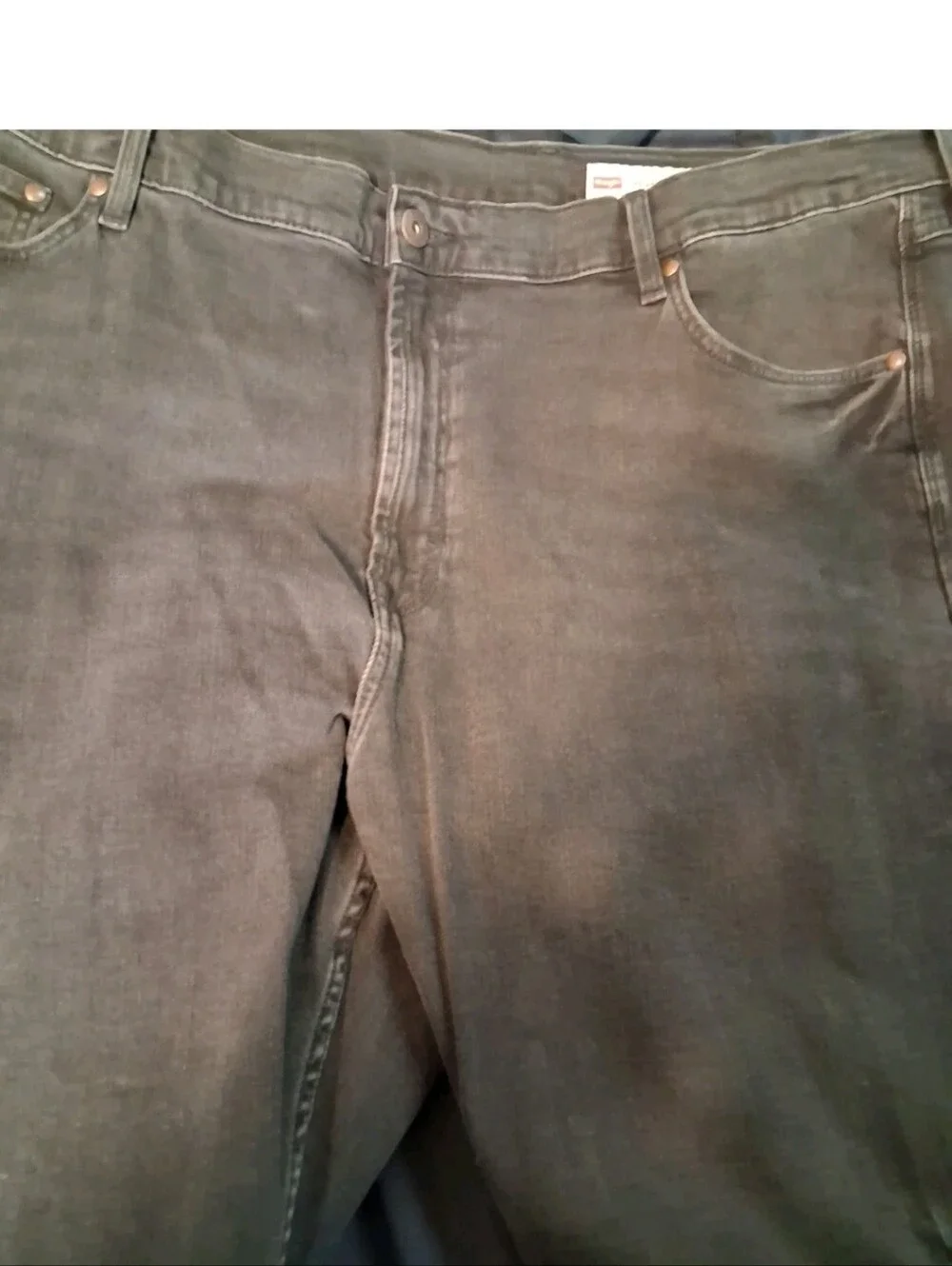 Wrangler Relaxed Bootcut Fit Jeans in Faded Black 42/30